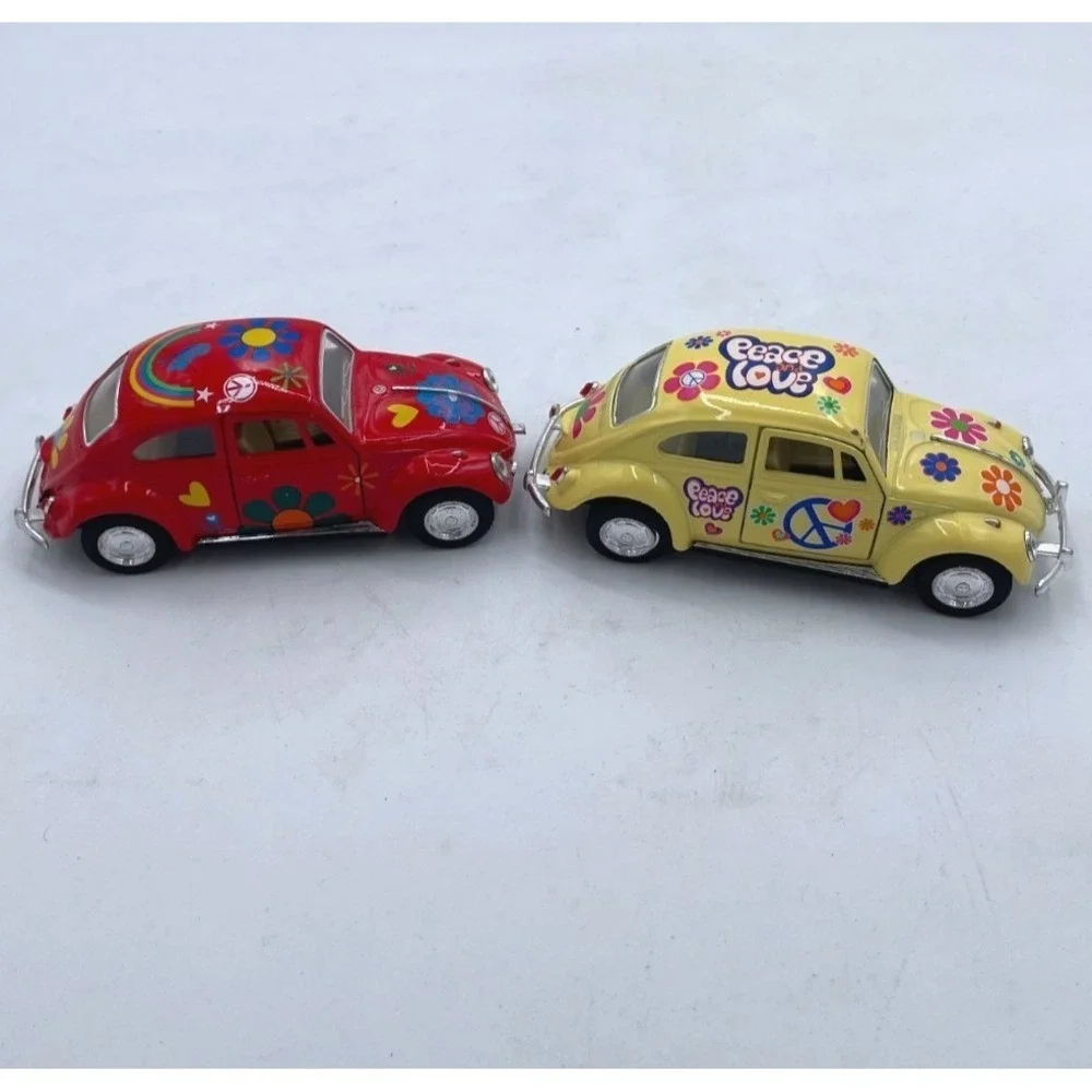 Lot of 2 Kinsmart 1967 Volkswagen Beetles Peace Love Diecast Model 1:32 Red 5" - Picture 7 of 12
